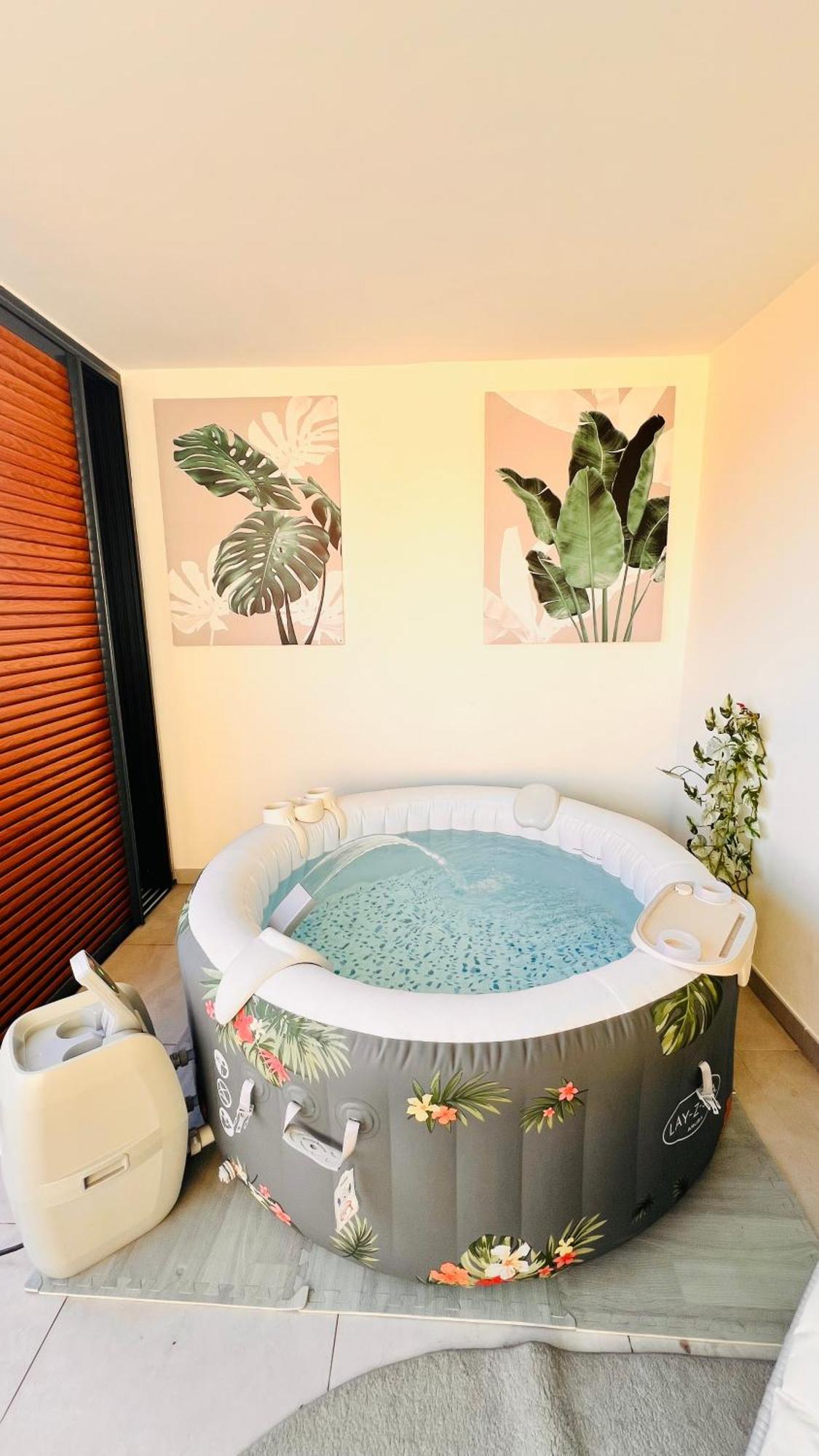 Le Reve Bleu Grand Anse Apartment Petite-Île Bagian luar foto