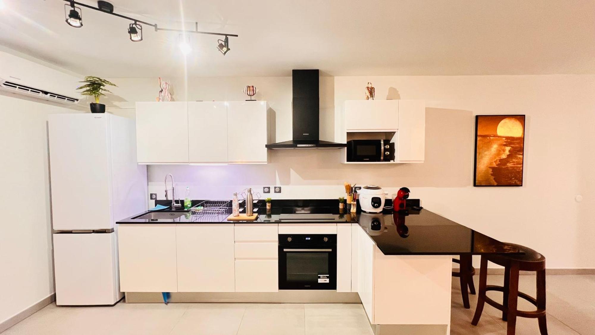 Le Reve Bleu Grand Anse Apartment Petite-Île Bagian luar foto